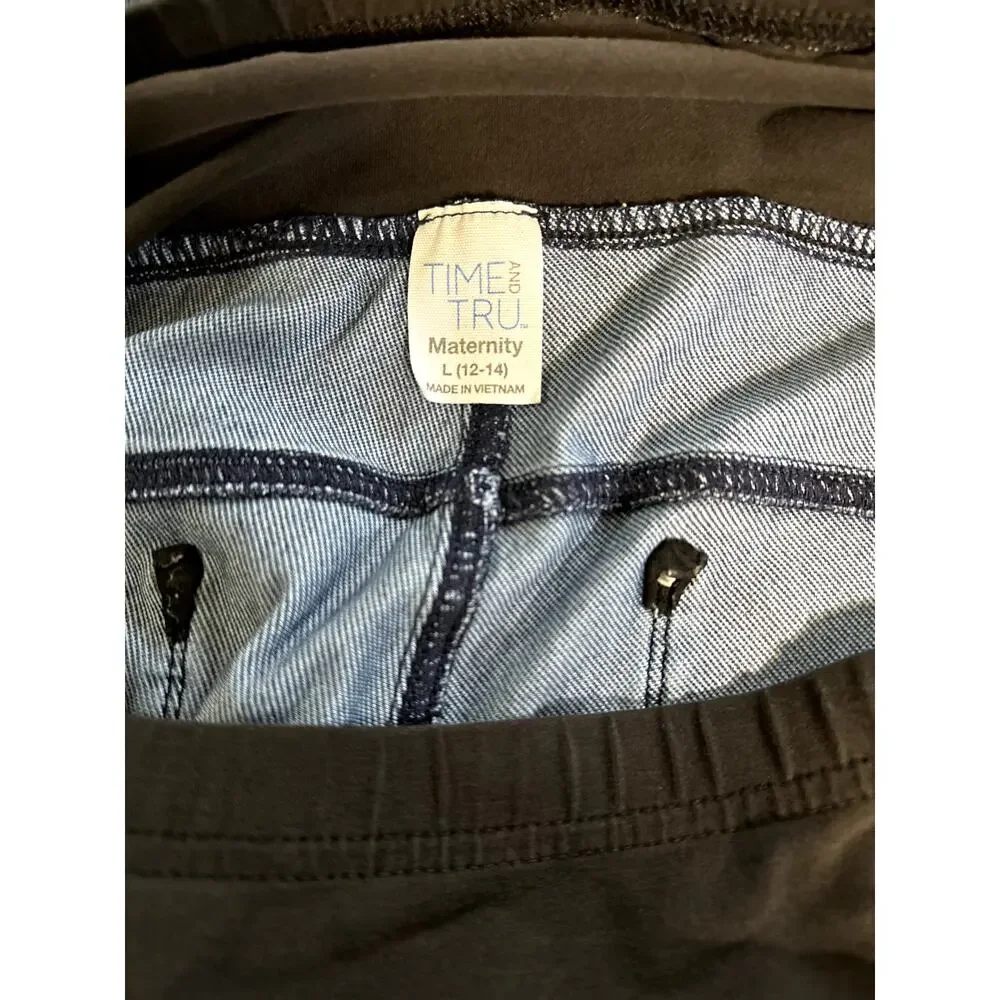 Maternity Jeans with Black Stretch Panel - L - Picture 4 of 5